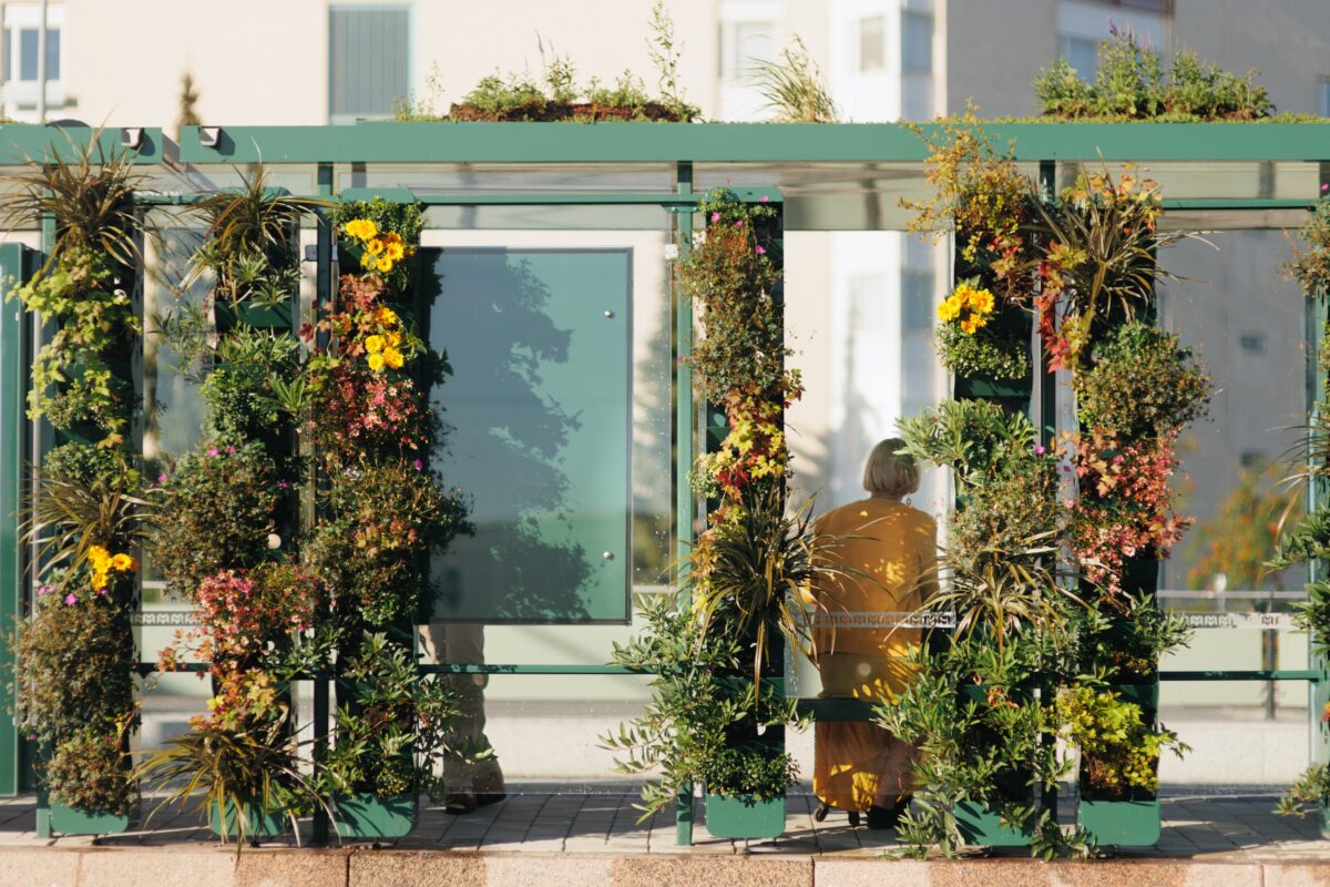 The Lush Tram Stop is adorned with green pillars and the pollinator plant roof. Image: Vesa Laitinen